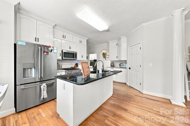 1338 Willow Creek Drive, Newton, NC 28658