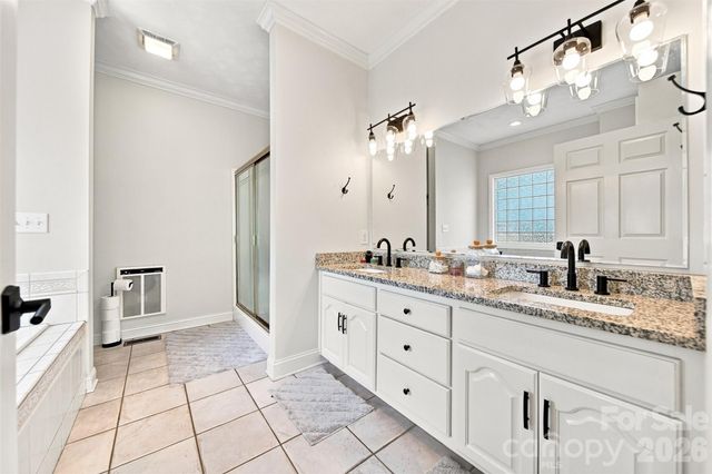 1338 Willow Creek Drive, Newton, NC 28658