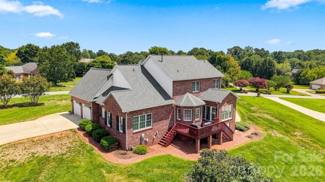 1338 Willow Creek Drive, Newton, NC 28658