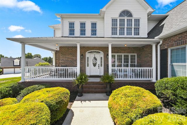 1338 Willow Creek Drive, Newton, NC 28658