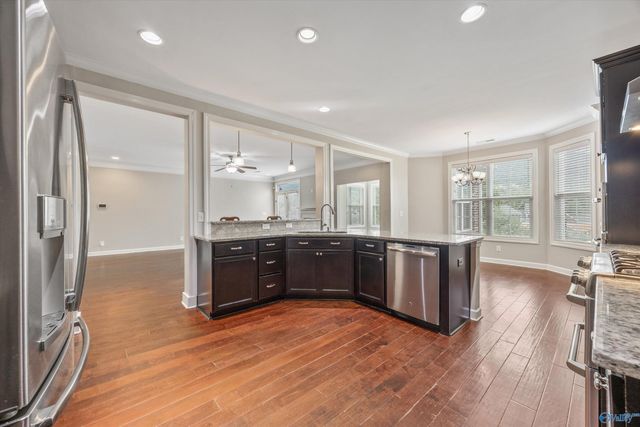 6905 Ridge Pointe Drive, Owens Cross Roads, AL 35763