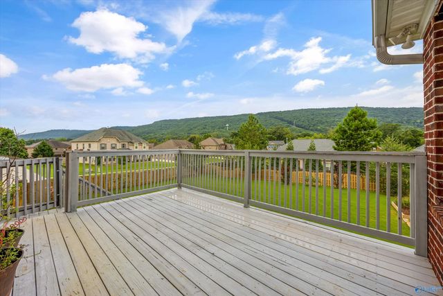 6905 Ridge Pointe Drive, Owens Cross Roads, AL 35763