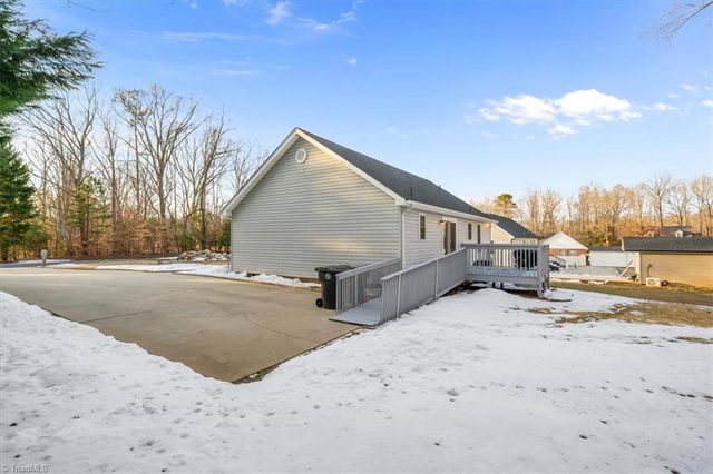 2148 Sarina Drive, Randleman, NC 27317