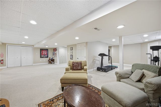 43 Arcadian Drive, Amherst, NY 14228