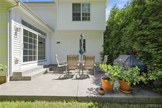 43 Arcadian Drive, Amherst, NY 14228