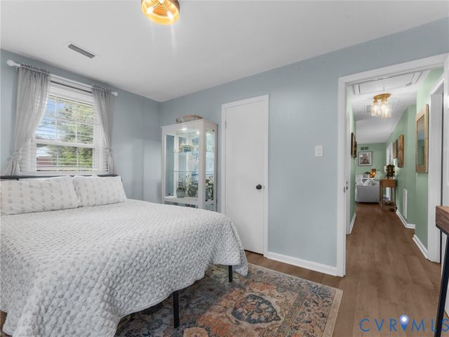 7990 Meadow Dr, Mechanicsville, VA 23111