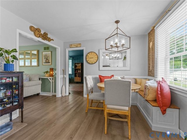7990 Meadow Dr, Mechanicsville, VA 23111