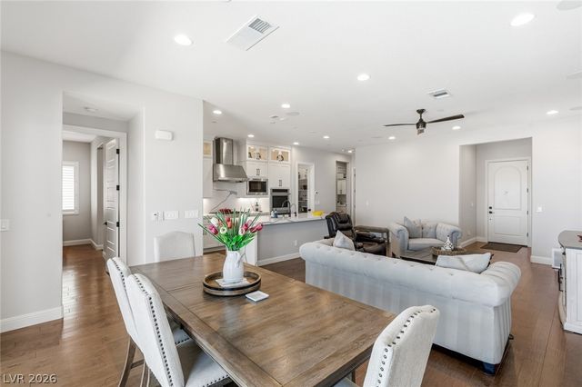 214 Little Haystack Drive, Las Vegas, NV 89138