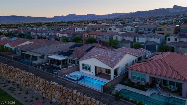 214 Little Haystack Drive, Las Vegas, NV 89138