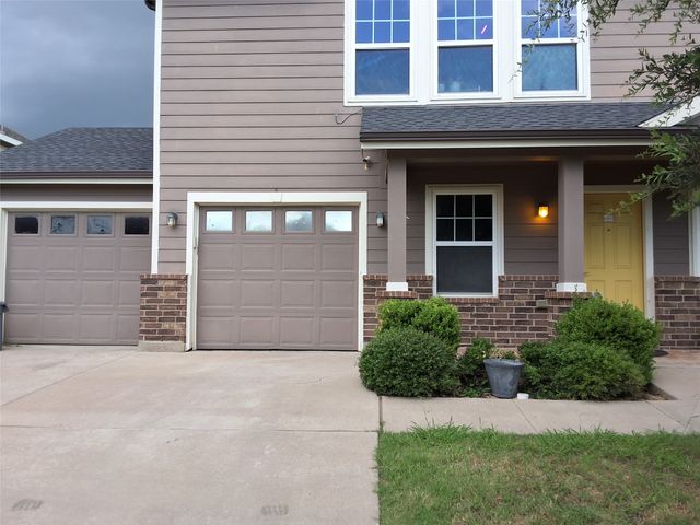 112 Hancock Street, Venus, TX 76084