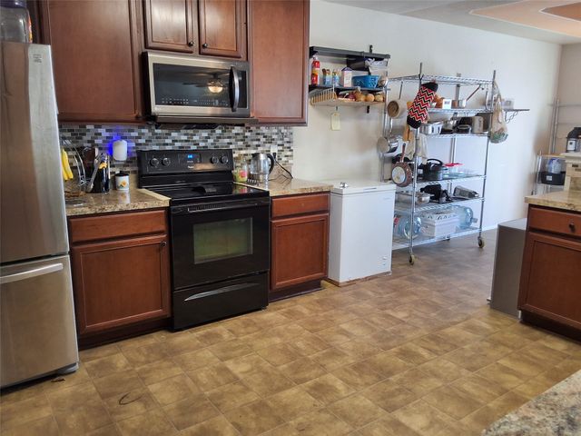 112 Hancock Street, Venus, TX 76084
