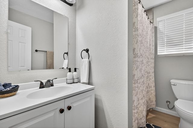 1006 E Hook Street, Stephenville, TX 76401