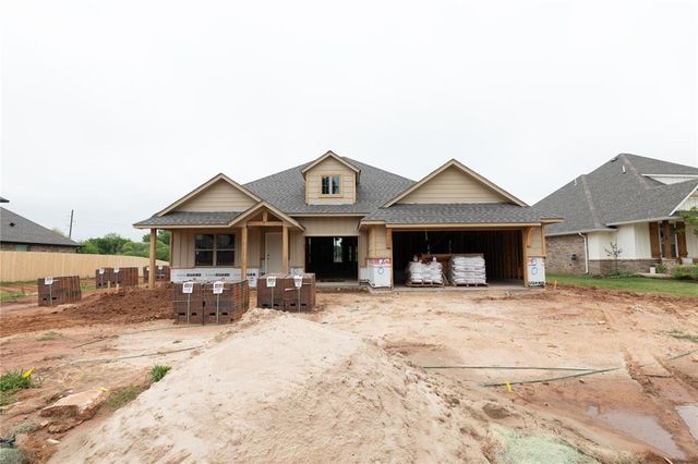 3200 Broadmoore Drive, Moore, OK 73160