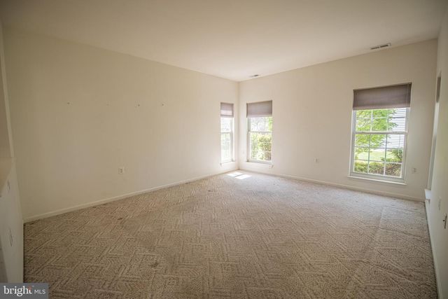 135 S FOUNDERS CT, Warrington, PA 18976