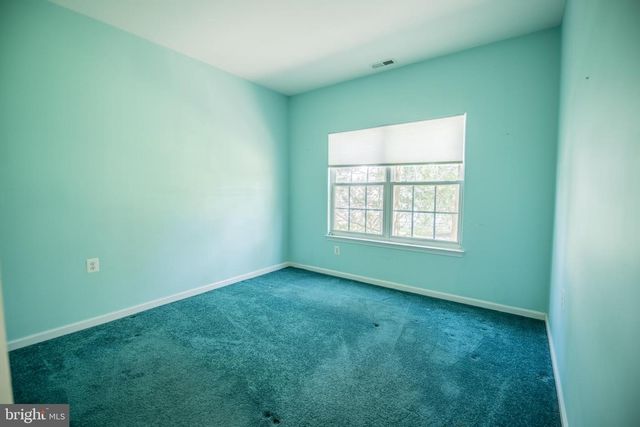 135 S FOUNDERS CT, Warrington, PA 18976