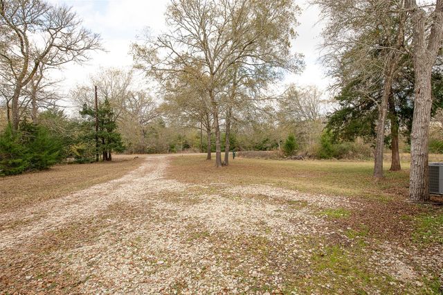 11428 Debbie Lane, Iola, TX 77861