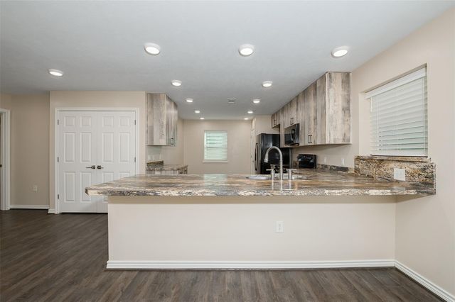 11428 Debbie Lane, Iola, TX 77861