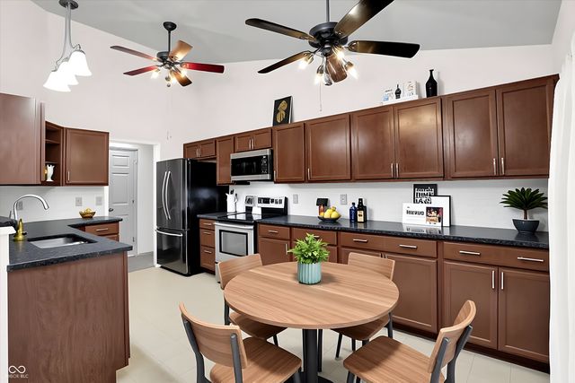 8841 Mallard Green Drive, Indianapolis, IN 46234