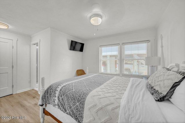 715 Carolina Beach Avenue N, Carolina Beach, NC 28428
