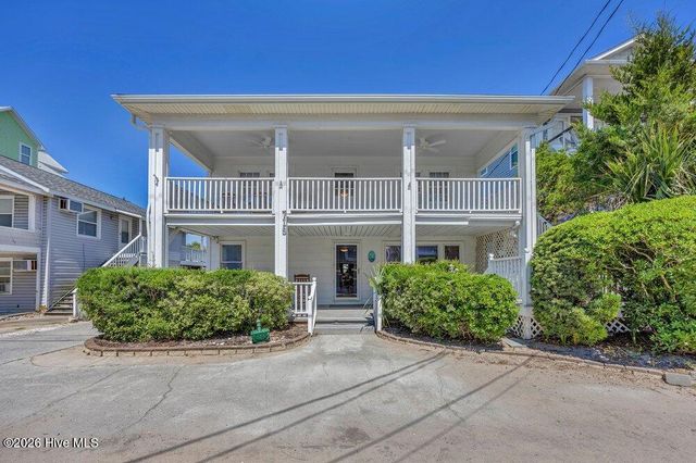 715 Carolina Beach Avenue N, Carolina Beach, NC 28428
