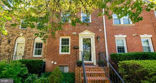 109 GREAT FALLS ST #10, Falls Church, VA 22046