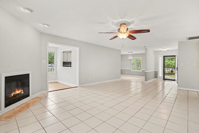 100 Hickory Dr., Conway, SC 29526