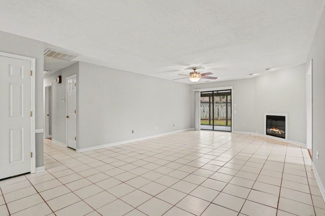 100 Hickory Dr., Conway, SC 29526