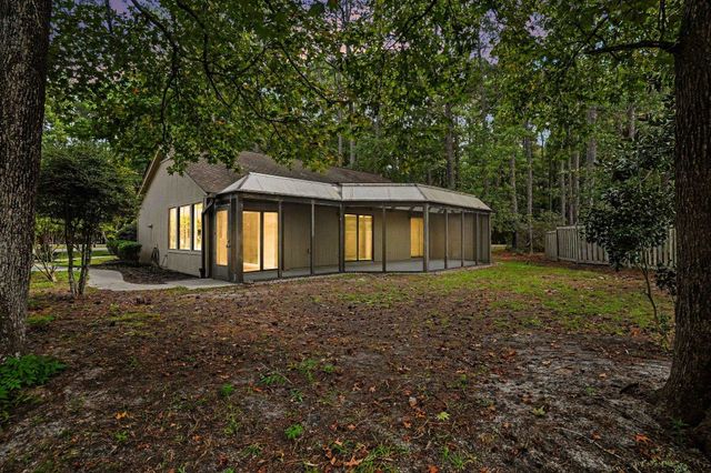 100 Hickory Dr., Conway, SC 29526