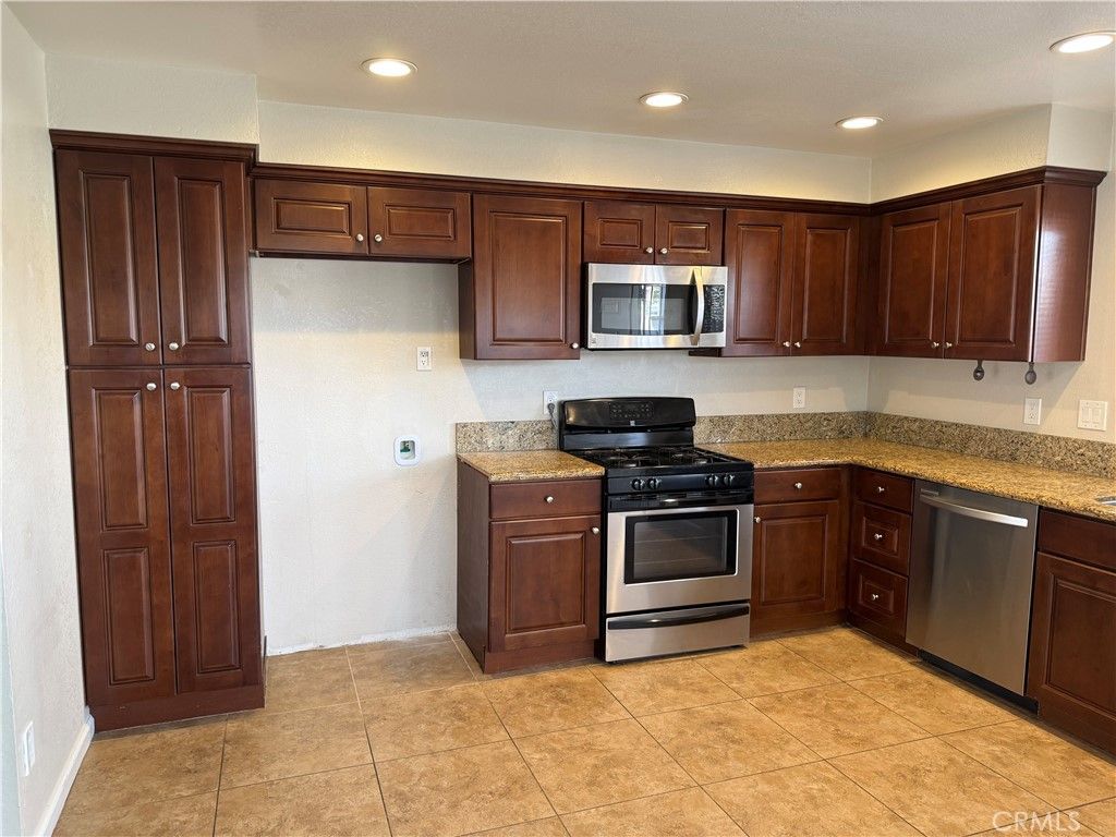 44580 La Paz, Temecula, CA 92592 — photo 4