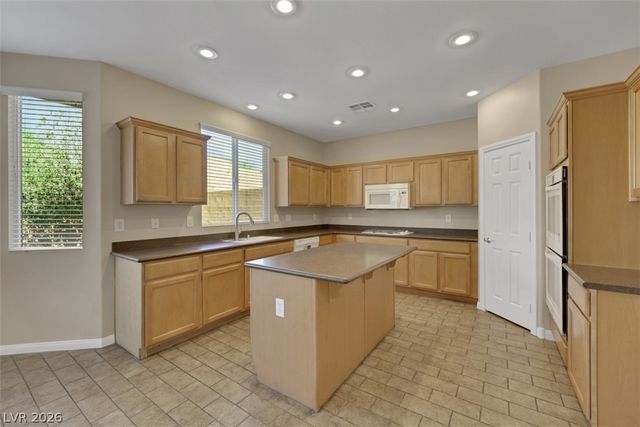 10328 Hawk Ravine Street, Las Vegas, NV 89178