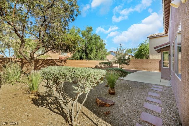 10328 Hawk Ravine Street, Las Vegas, NV 89178
