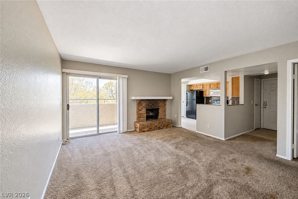 2961 Country Manor Lane 14, Las Vegas, NV 89115 — photo 2