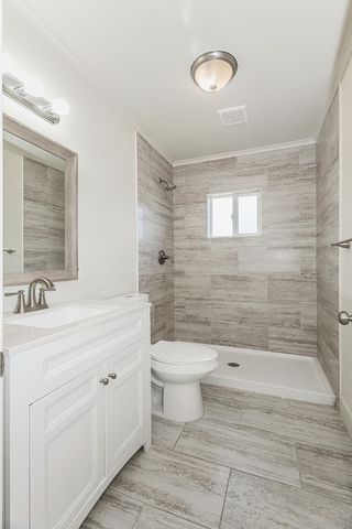 2053 Mayfair Drive E, Fresno, CA 93703