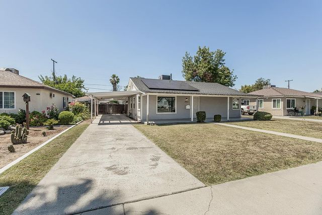 2053 Mayfair Drive E, Fresno, CA 93703