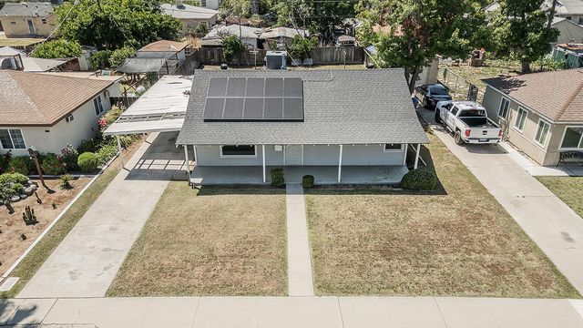 2053 Mayfair Drive E, Fresno, CA 93703