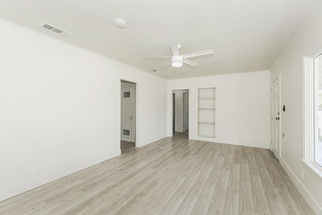 2053 Mayfair Drive E, Fresno, CA 93703