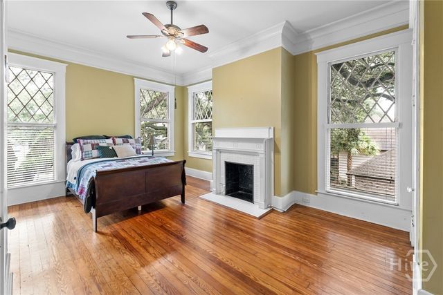 121 E Victory Drive, Savannah, GA 31405