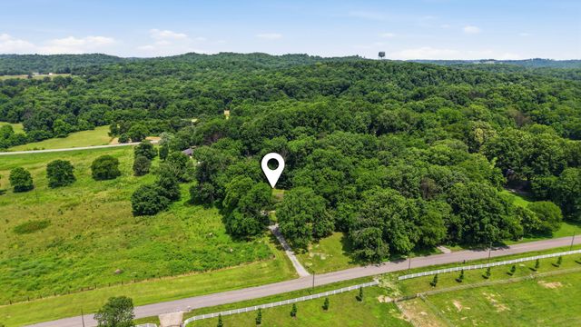 1040 Old Fayetteville Hwy, Lynchburg, TN 37352