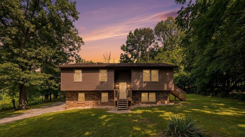1040 Old Fayetteville Hwy, Lynchburg, TN 37352