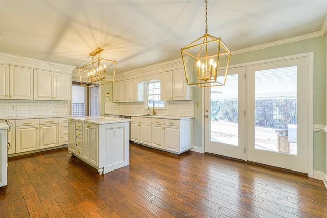214 Mason Drive, Inman, SC 29349