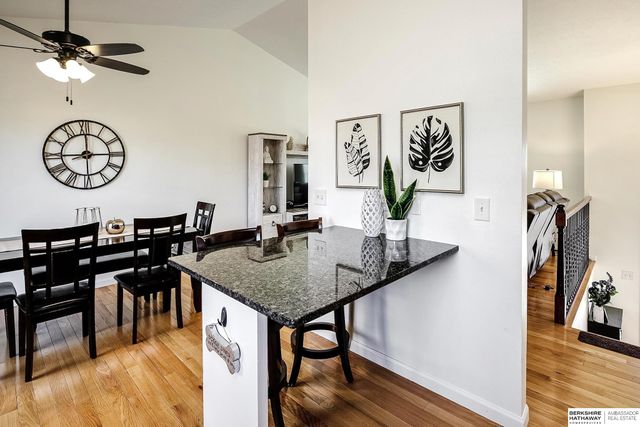 16914 Tibbles Street, Omaha, NE 68116