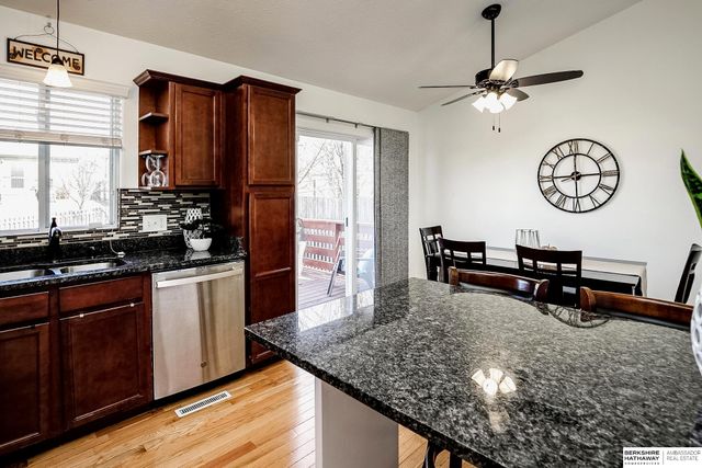 16914 Tibbles Street, Omaha, NE 68116