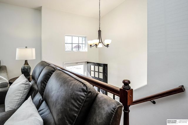 16914 Tibbles Street, Omaha, NE 68116