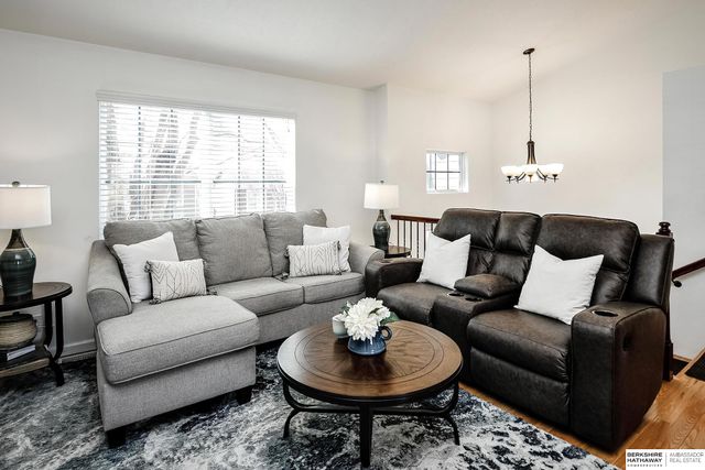 16914 Tibbles Street, Omaha, NE 68116