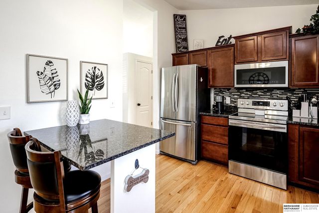 16914 Tibbles Street, Omaha, NE 68116