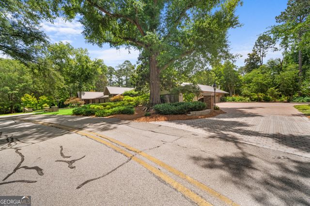 233 Azalea Drive, Statesboro, GA 30458