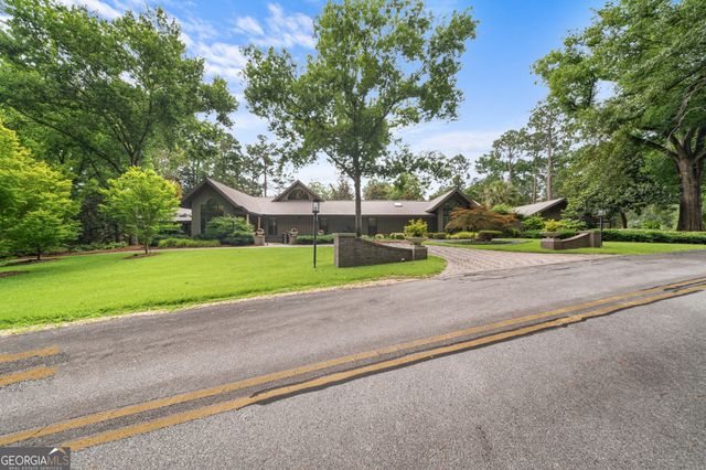 233 Azalea Drive, Statesboro, GA 30458