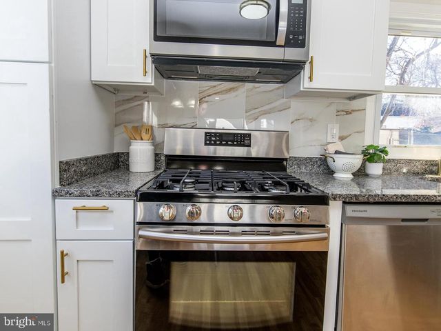 303 OXFORD DR, Glen Burnie, MD 21061