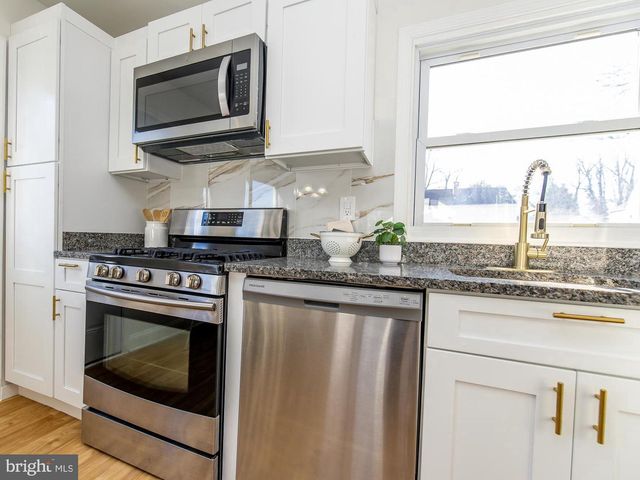 303 OXFORD DR, Glen Burnie, MD 21061