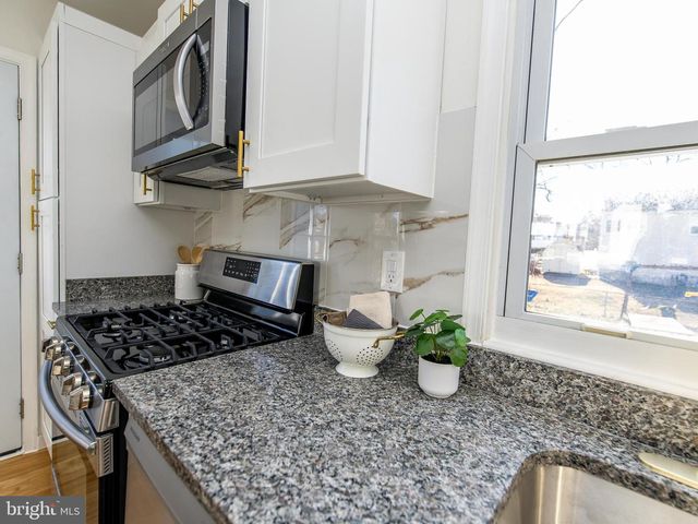 303 OXFORD DR, Glen Burnie, MD 21061